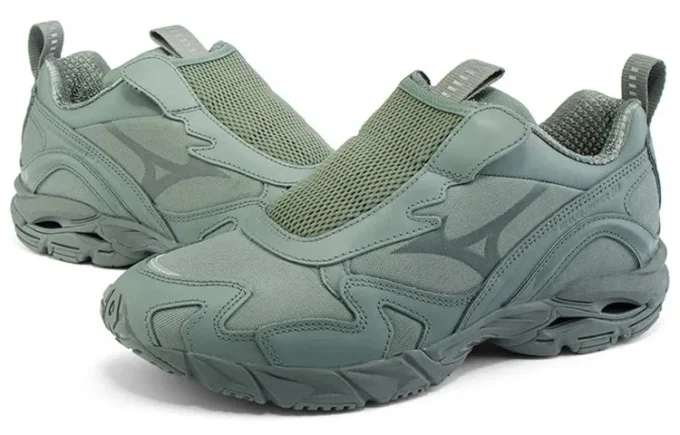 Beams x Wave Rider 10 SlipOn « Grey Silver »