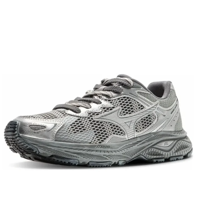 MIZUNO Racer S « Silver Grey »