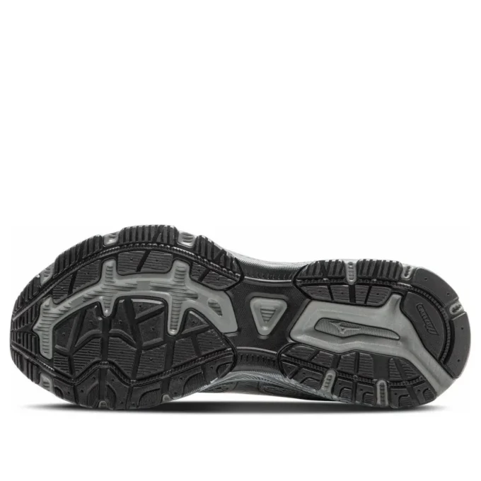 MIZUNO Racer S « Silver Grey »