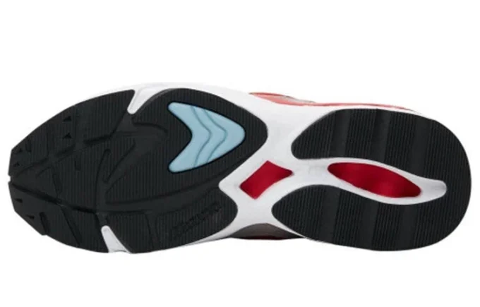 Mizuno X Highsnobiety Wave Rider 1 « Phoenix »