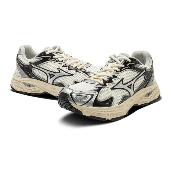 Mizuno x Oarism Racer S « Cream White Silver »