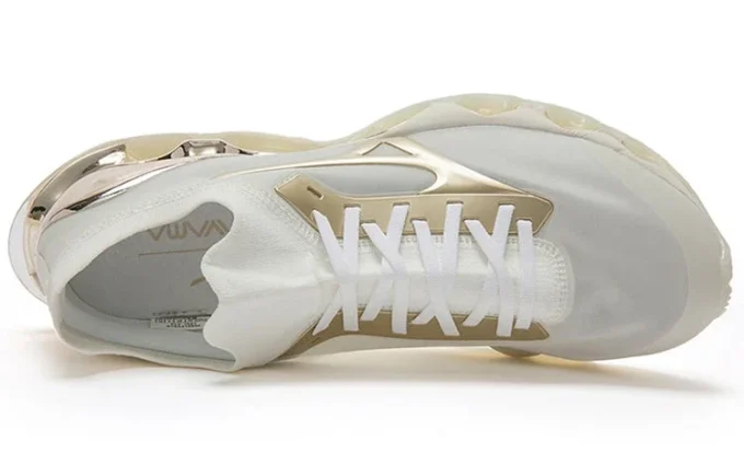 Mizuno x Sorayama Wave Prophecy « White Grey Gold »