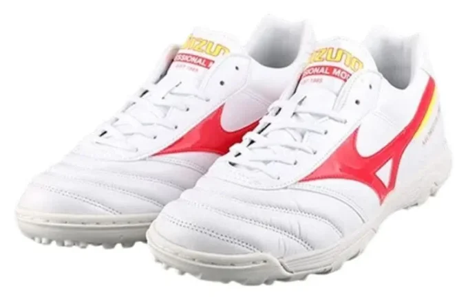 Morelia II Pro AS « White Red »