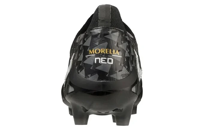 Morelia Neo 3 « Black »