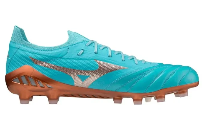 Morelia Neo 3 « Sky Blue Cooper »