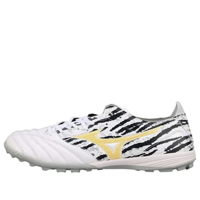 Morelia Neo 3 « White Black »