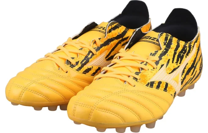 Morelia Neo III Pro AG « Yellow Black »