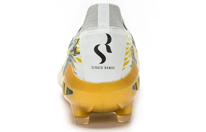 Sergio Ramos x Morelia Neo 3 Beta SR4 Elite « Lion and Wolves »