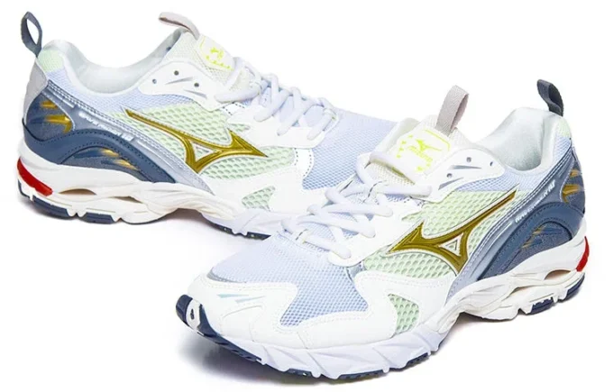 Wave Rider 10 « Silver Cloud Sunstruck »