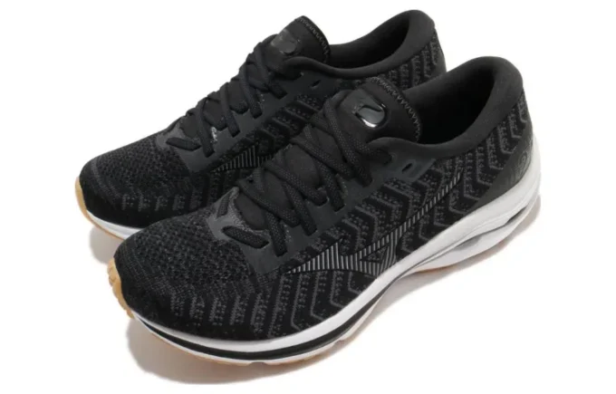 Wave Rider 24 Waveknit Super Wide « Black »