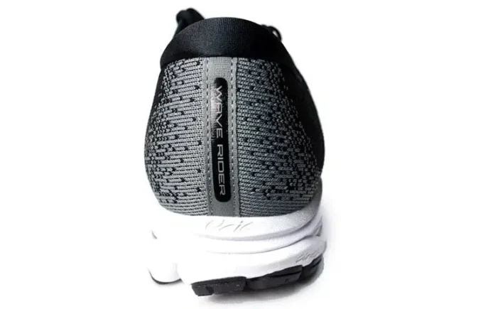 Wave Rider Waveknit 3 « Black White »